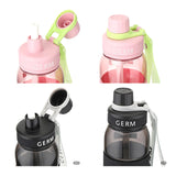 Sleek, ergonomic design with leak-proof lid