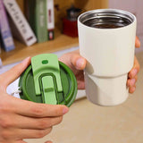 Unique Feature Highlight:
Innovative coffee cup featuring dual chambers for separating liquids or storing coffee and creamer.